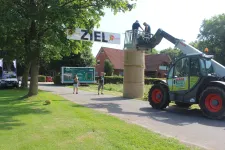 Hoch hinaus: Aufbauhilfe beim BIG Challenge Tag
© Big Challenge
