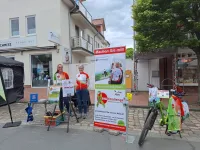 Werbestand mit Verlosung: Petra + Christel werben auf dem Maimarkt in Bruchhausen-Vilsen für die BIG Challenge 2025
© Big Challenge / Petra Zöller